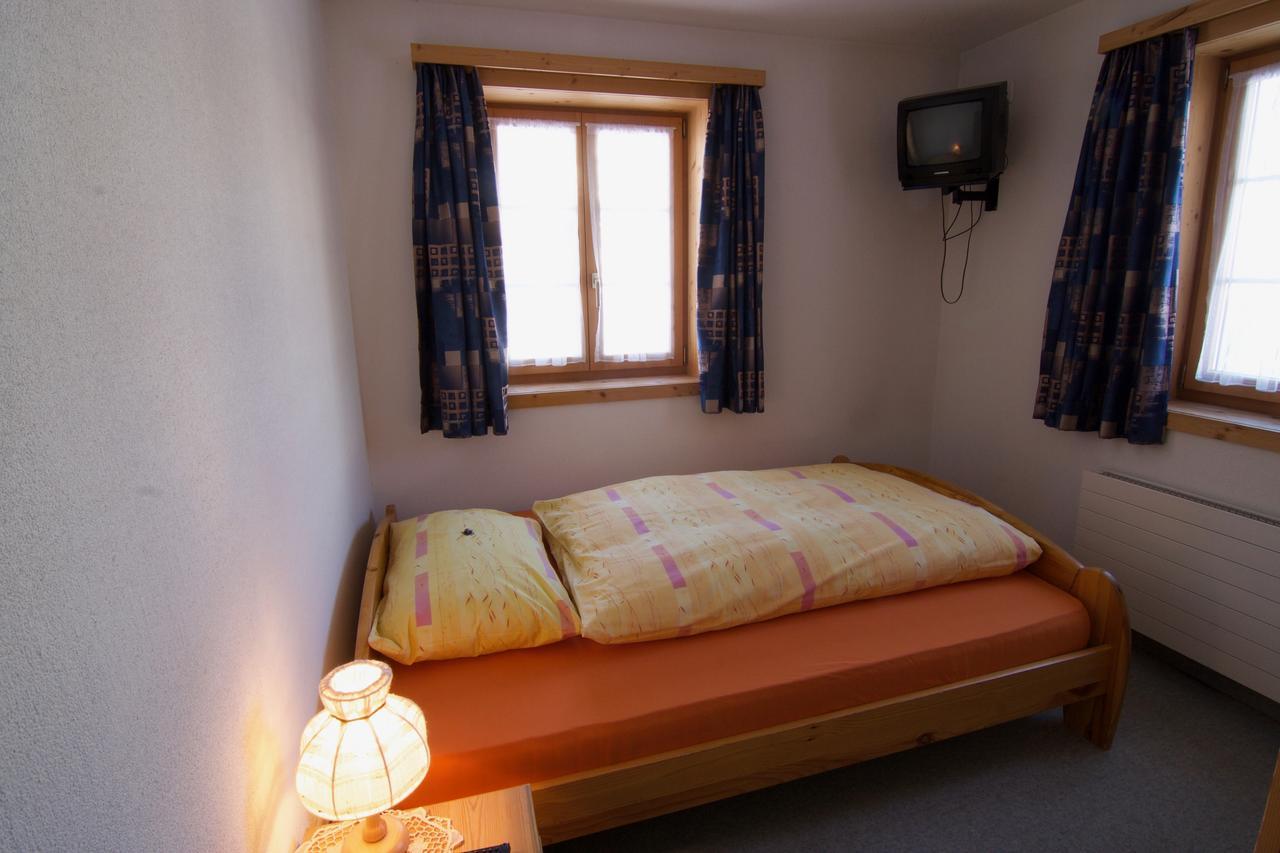 Hotel Hold Ag Ароса Екстериор снимка